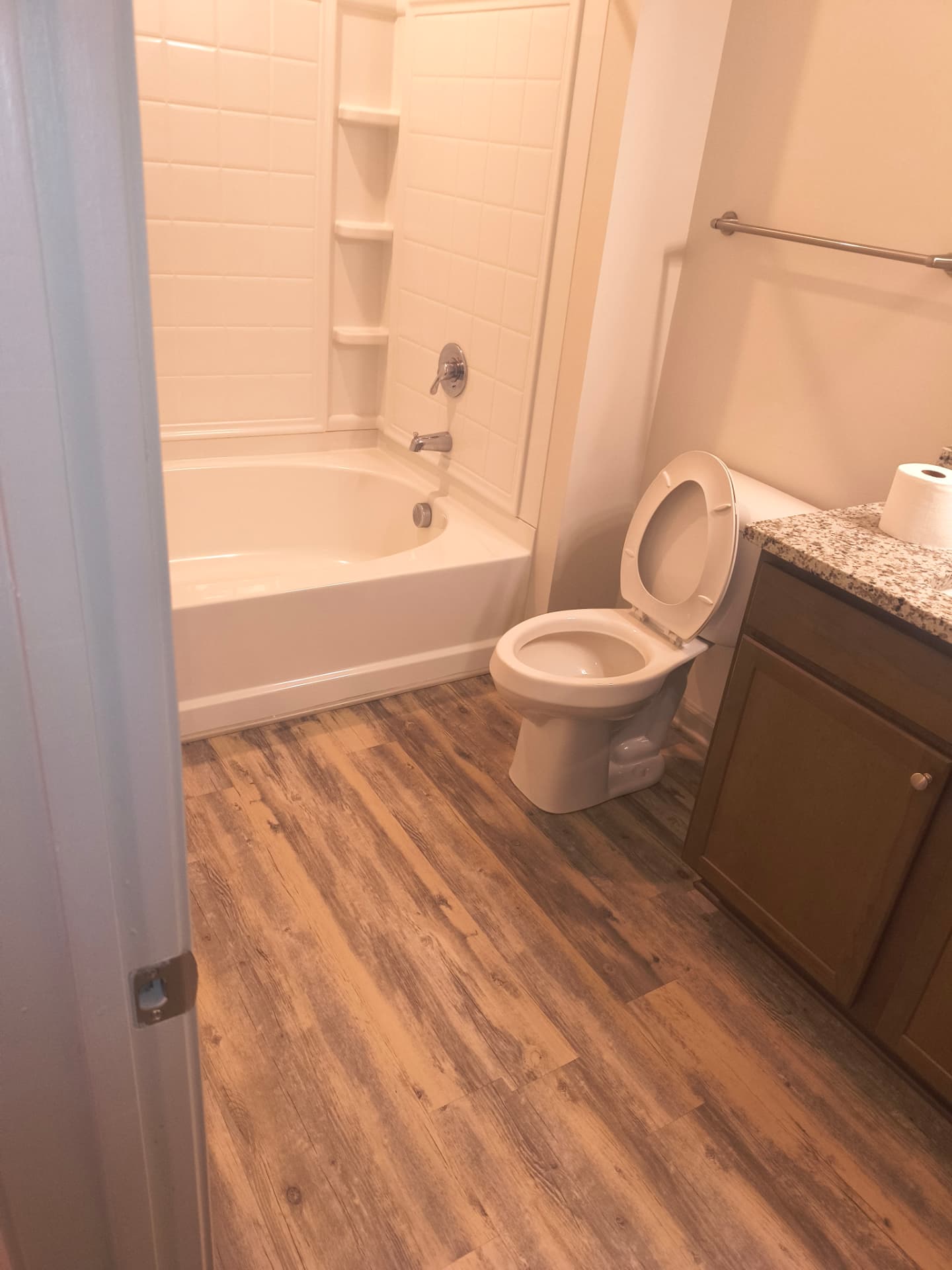 Photo 1 from a cleaning completed by After Hours Cleaning LLC